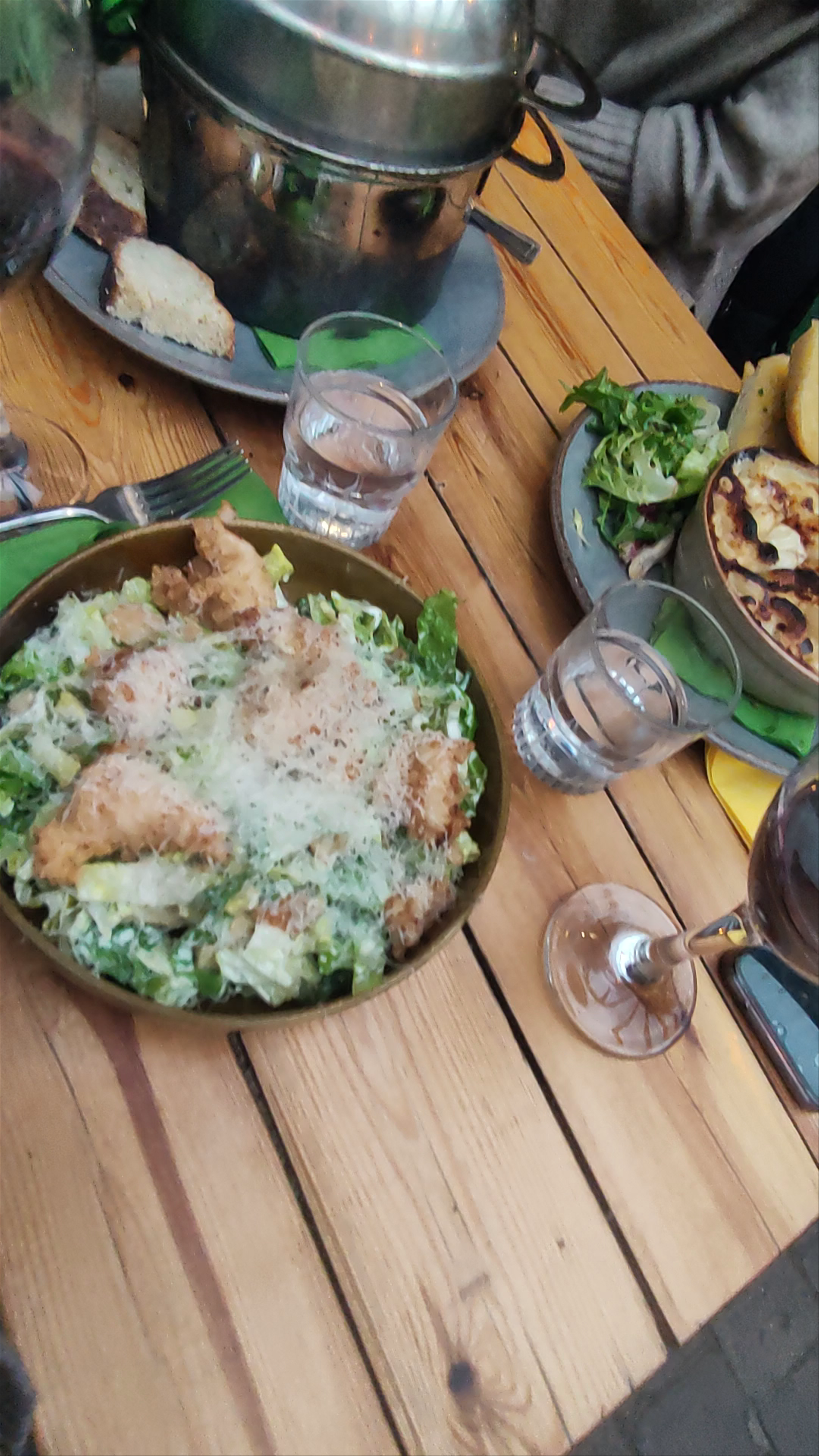 Cozy Dining Experience in Ashton Lane, Glasgow