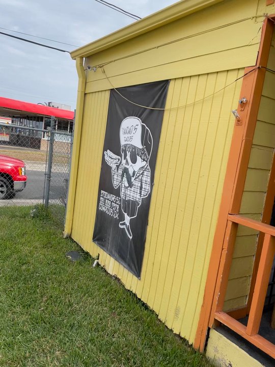 Chacho's Tacos - Outside - Tacos Near Me - Corpus Christi, Texas