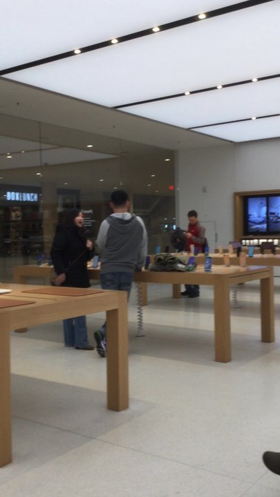 Apple Ridgedale - Computers Near Me - Minnetonka, Minnesota