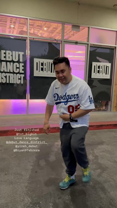 Debut Dance District - Learning #LoveLanguage by #TXT at #DebutDanceDistrict! @BryantCabrera  @txt_bighit @debut_dance_district_  @yireh_debut - Dance Studios Near Me - Los Angeles, California