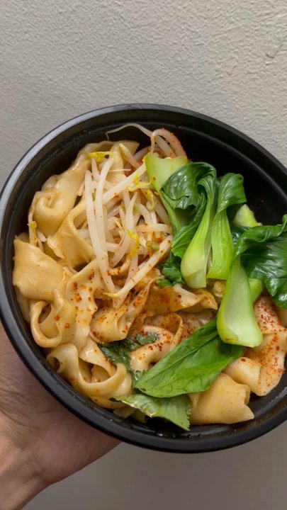 MDM Noodles - Spicy Hot Oil Hand-Pulled Noodles (No Meat) - Chinese Near Me - Brighton, Massachusetts