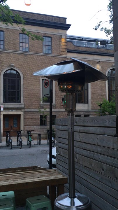 Hà - Vietnamese Near Me - Montreal, Quebec
