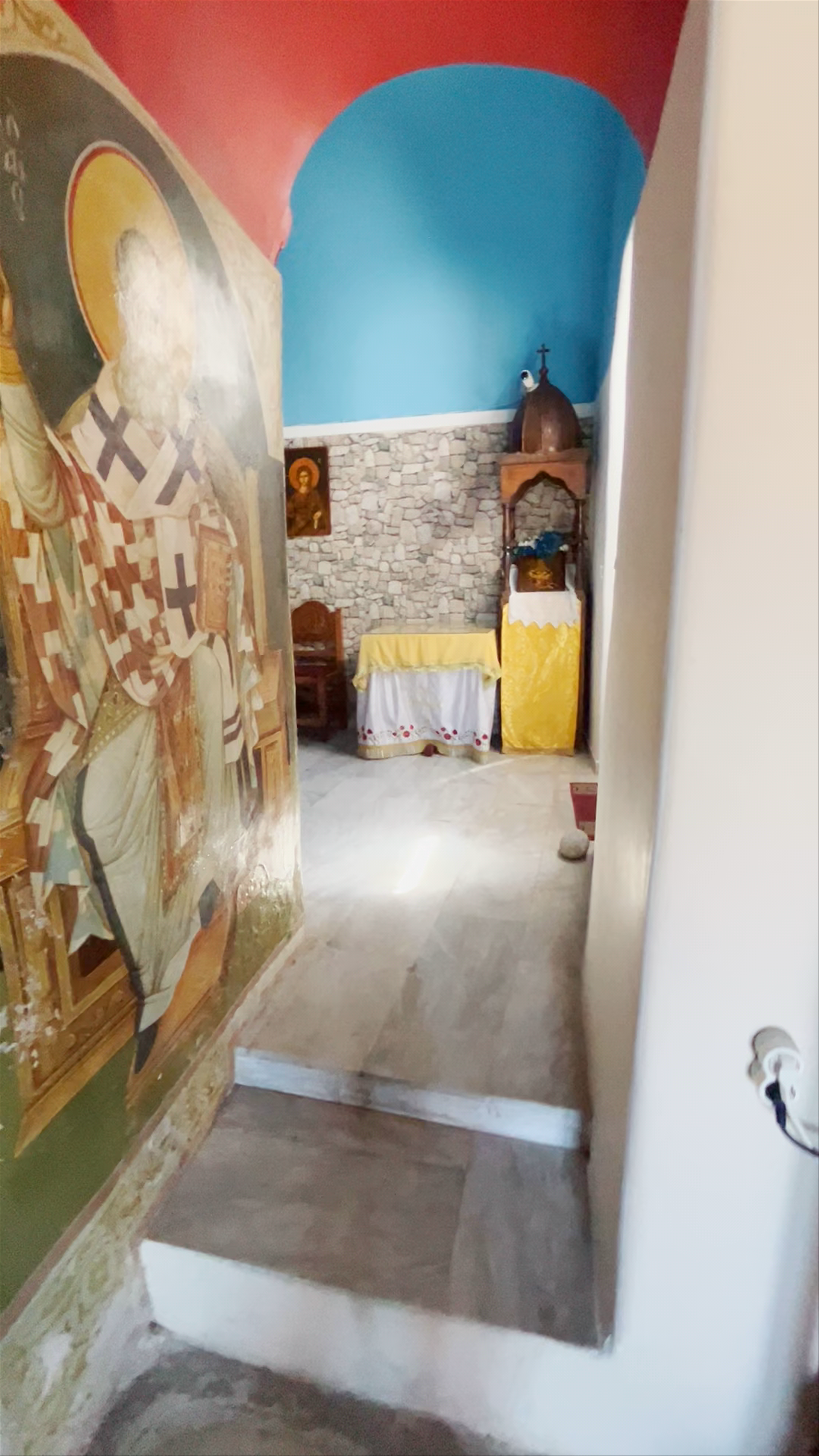 Serene Sanctuary: Agios Athanasios Chapel in Pella, Greece