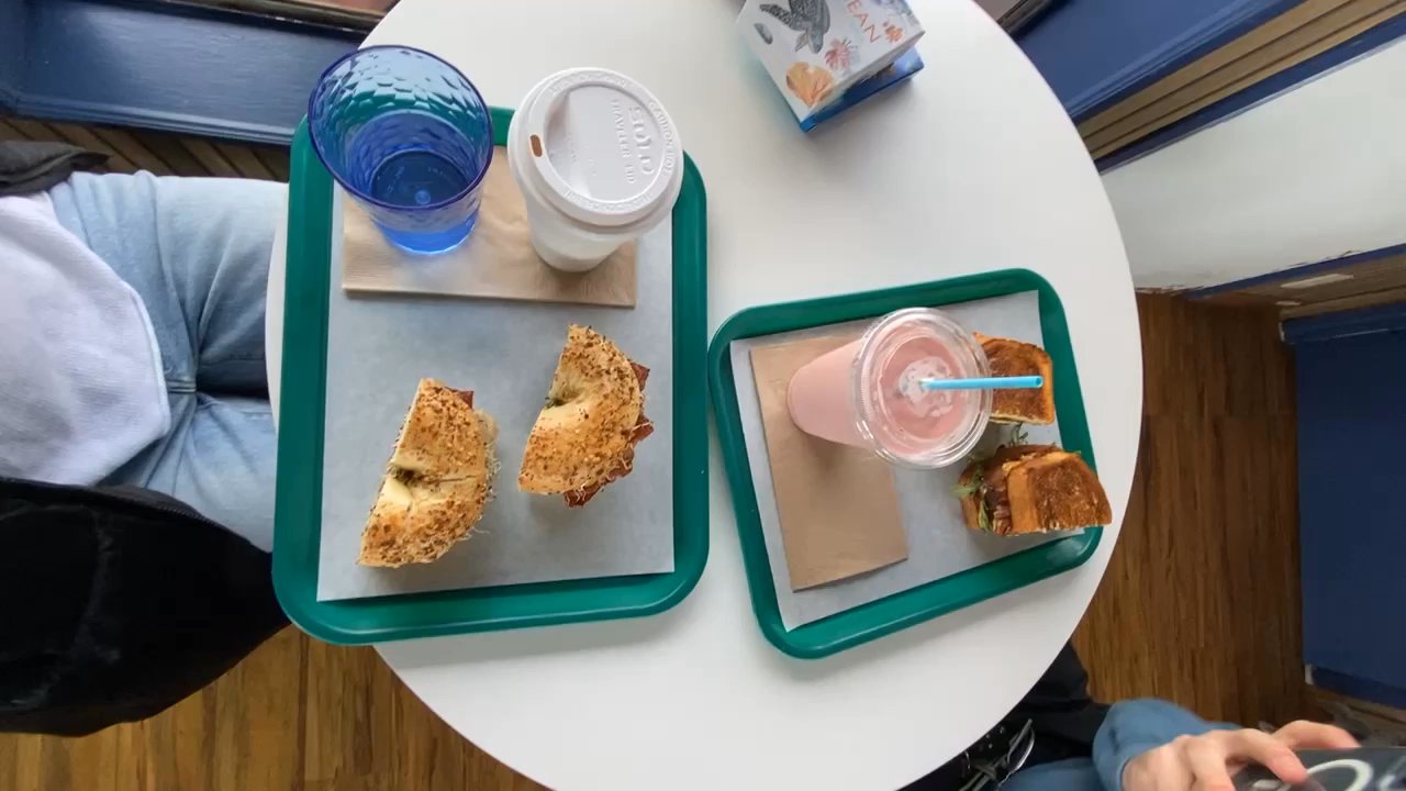 Whale Bites Cafe - Oregon sandwich and the BLT - Breakfast & Brunch Near Me - Depoe Bay, Oregon