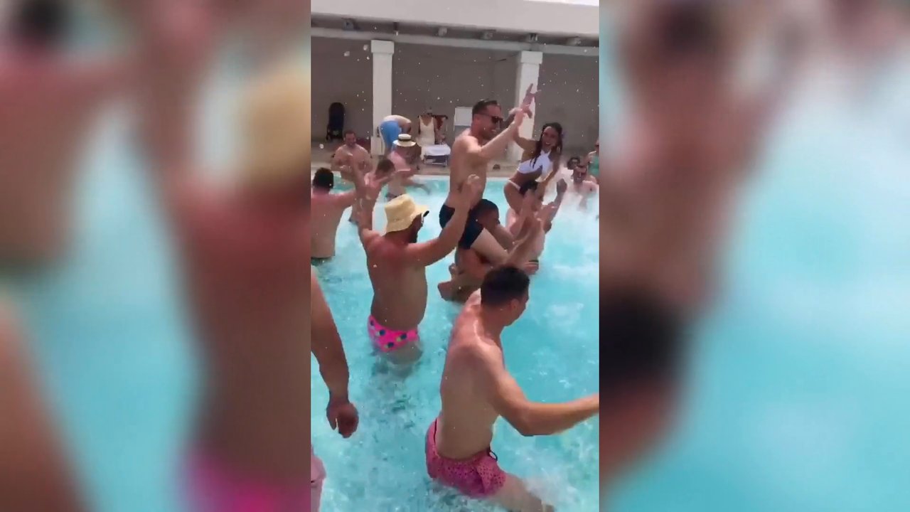 Toni On Sax - Pool Party @ Masseria Potenti - video