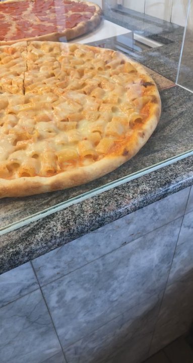 Rosa's Pizza - Rigatoni Vodka Pie - Pizza Near Me - Ridgewood, New York