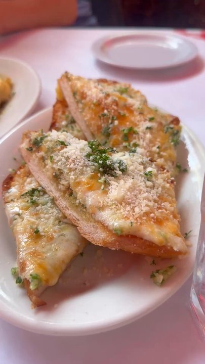 Luigi's - Garlic cheese bread - Italian Near Me - Bakersfield, California