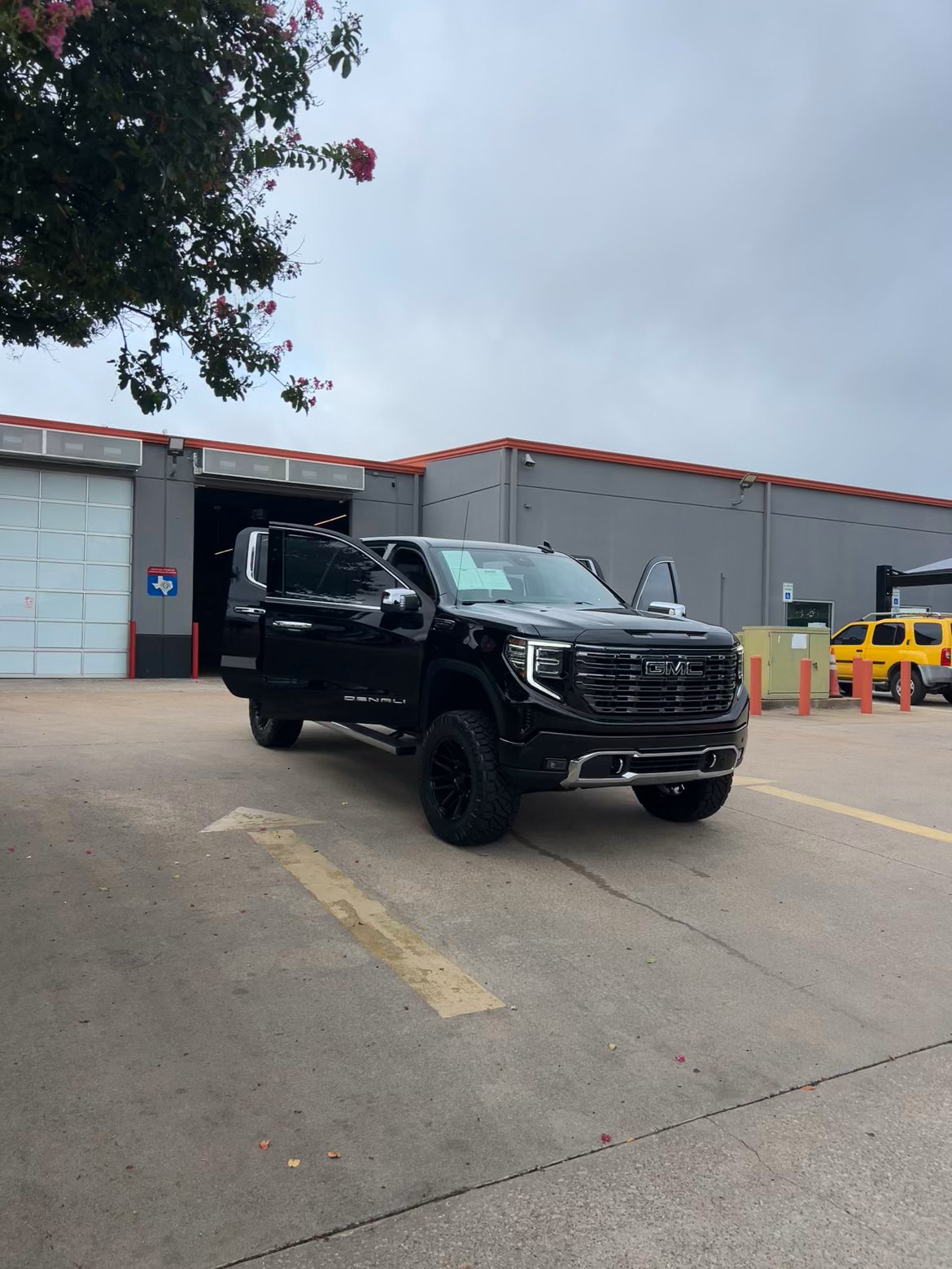 Lifted Trucks - #TX10495 - 2026 GMC Sierra 1500 Denali Ultimate Crew Cab