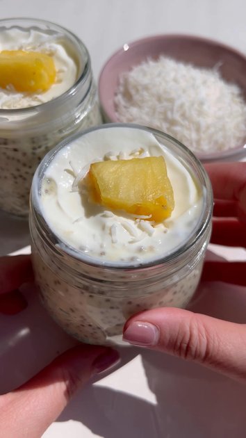 Pineapple and Coconut Chia Pudding | alicelovesbreakfast