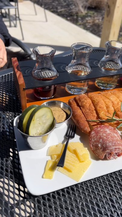 20 Deep Winery - Wineries Near Me - Honeoye Falls, New York