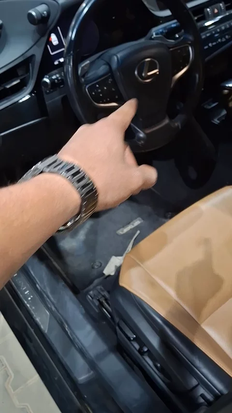 لكزس ES 250 2023