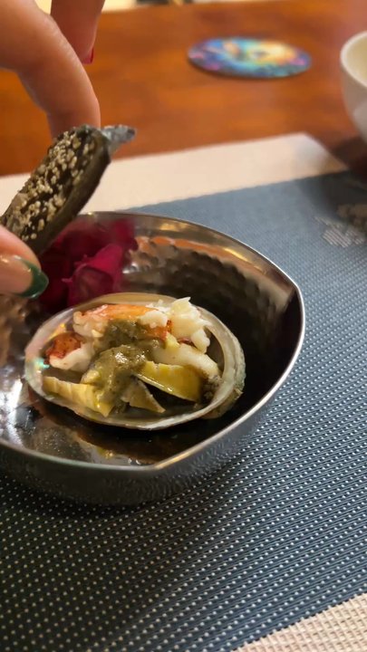 Hummingbird Sushi - Japanese Near Me - Seattle, Washington