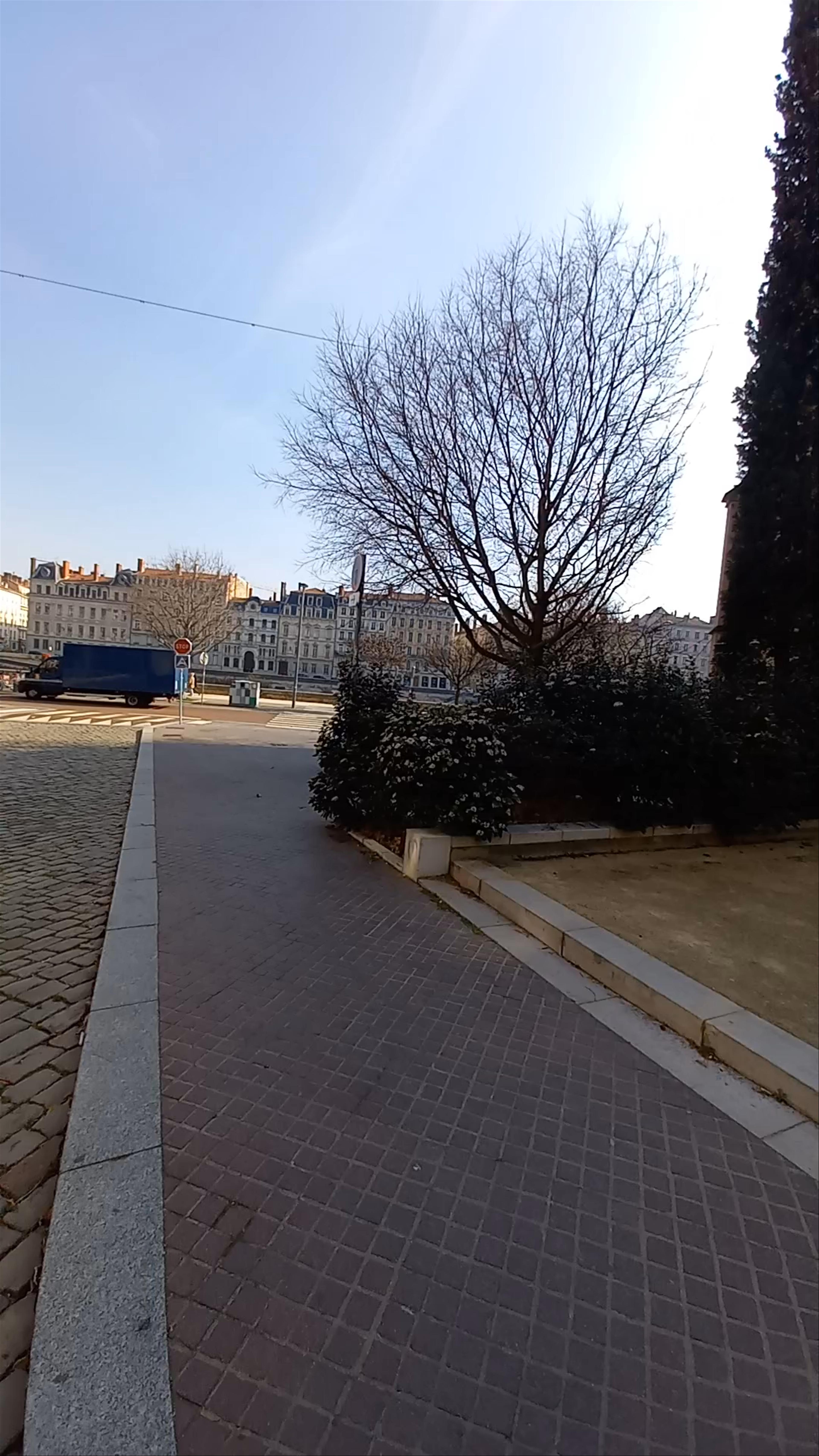 Église Saint-Georges: A Peaceful Historic Escape in Lyon