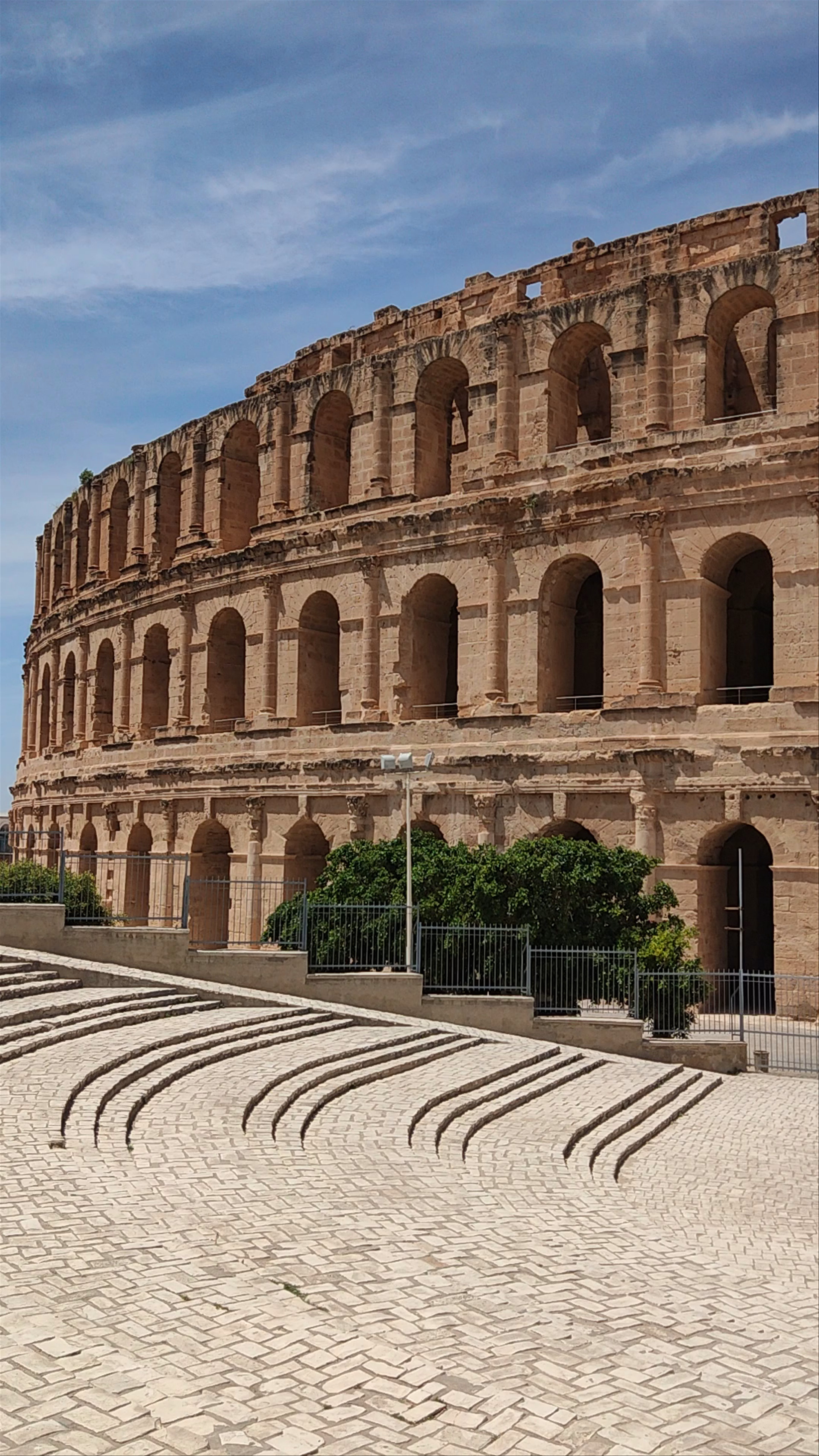 El Jem Amphitheater: Timeless Roman Grandeur in Tunisia