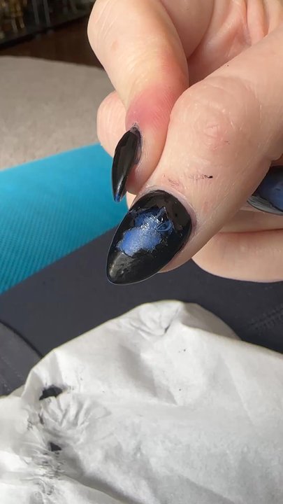 Divine Nail Lounge - Nail Salons Near Me - Puyallup, Washington
