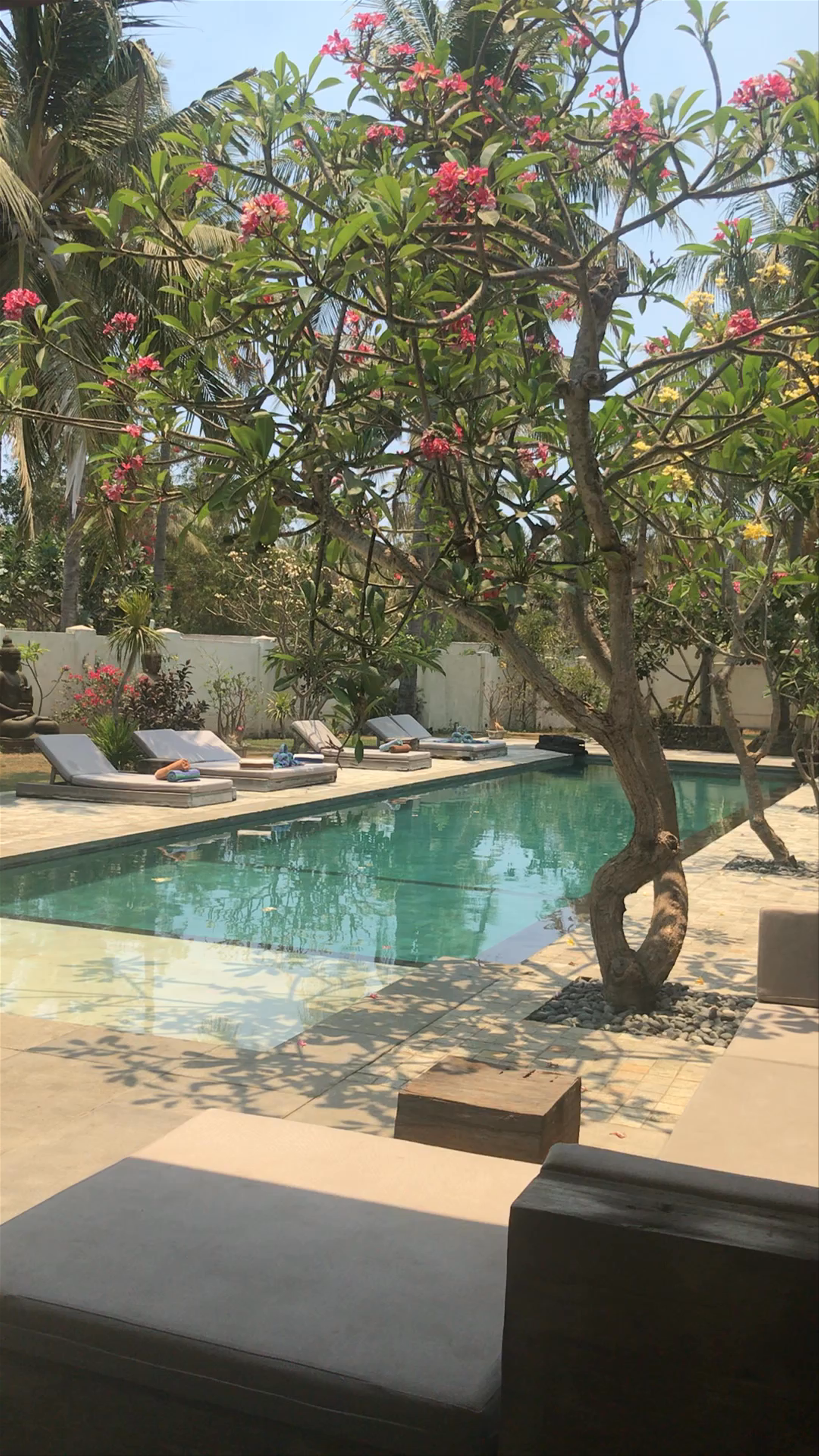 Kelapa Villas Poolside Serenity in Gili Trawangan
