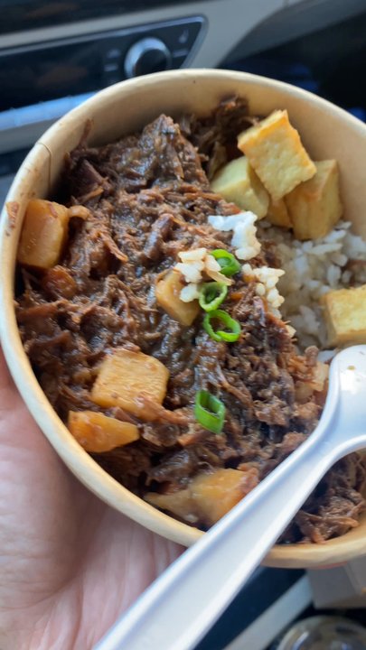 Mano Modern Cafe - Beef bowl with extra tofu - Filipino Near Me - Chicago, Illinois