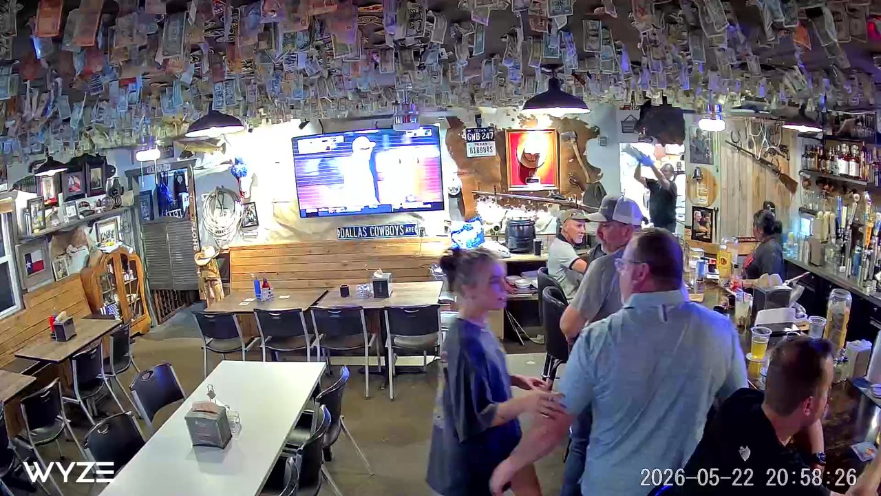 AJ's On Main - Philli M getting corrected. - Barbeque Near Me - Grapevine, Texas