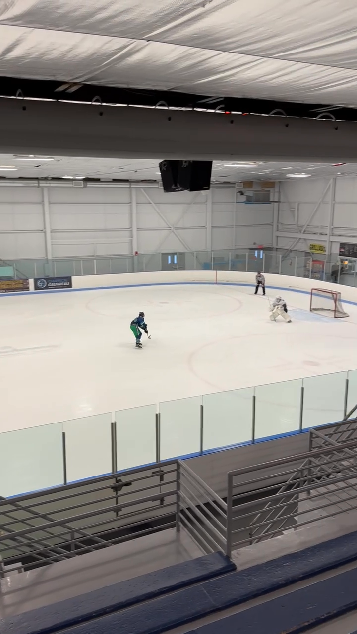 Édouard Rousselle's Game-Winning Save in Shootout Thriller!