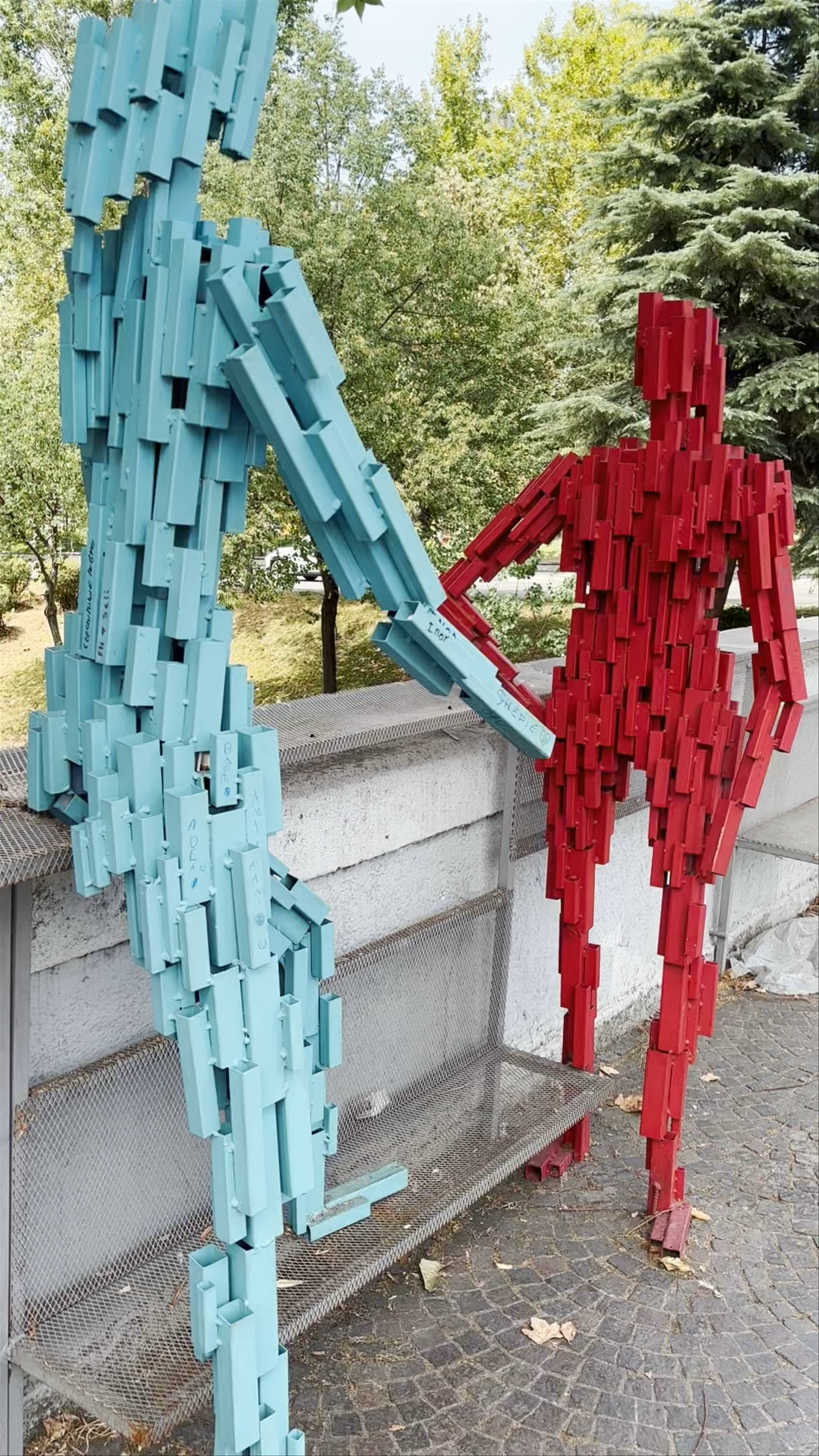 Modern Art Installation "Steel People" Along Bulevardi Dëshmorët e Kombit, Tirana