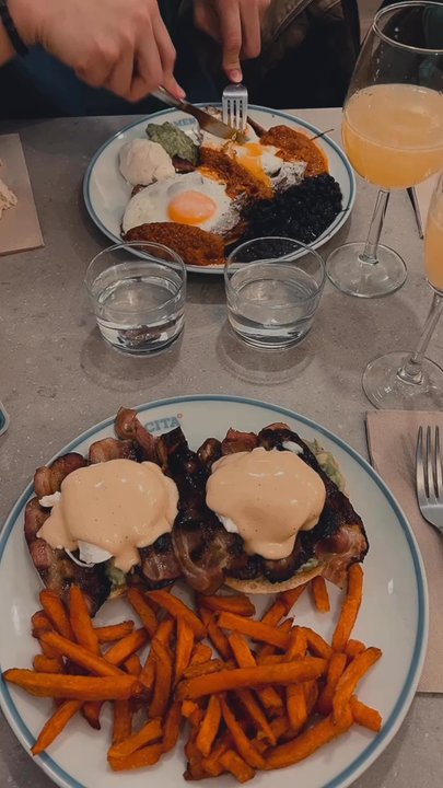 Carmencita - benedict and huevos rancheros - Modern European Near Me - Madrid, M