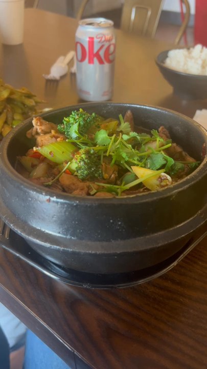 555 Grill - Chicken hotpot - Asian Fusion Near Me - College Station, Texas