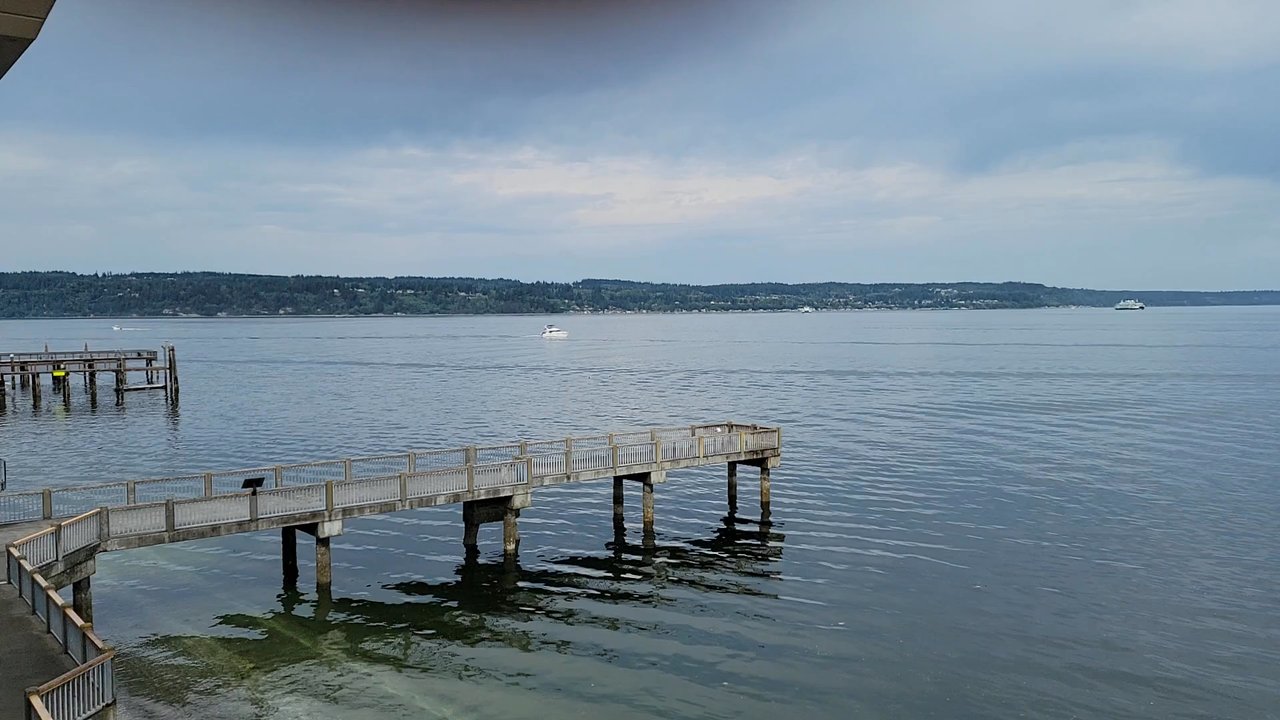 Silver Cloud - Hotels Near Me - Mukilteo, Washington