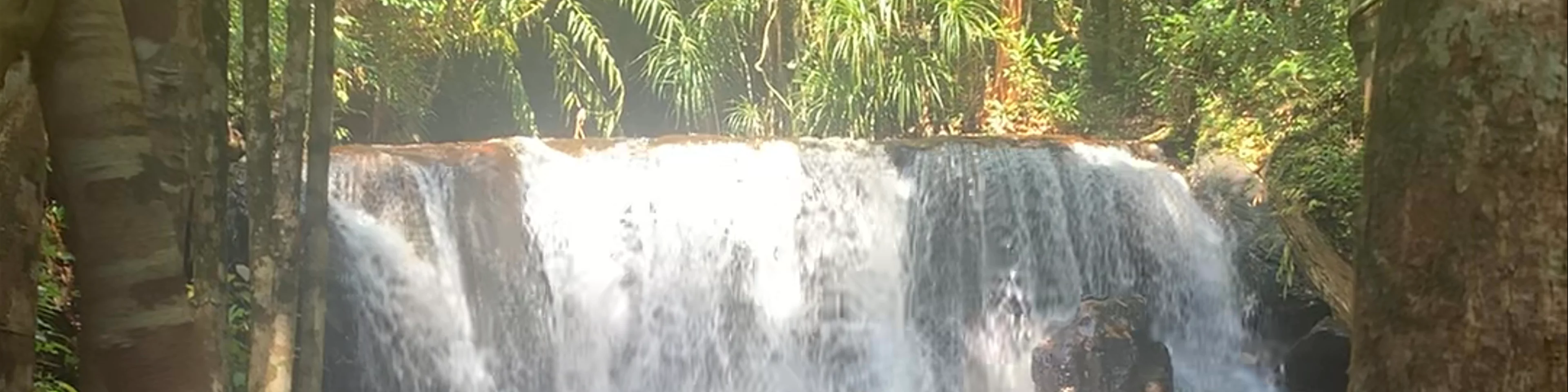 Suoi Tranh Waterfall