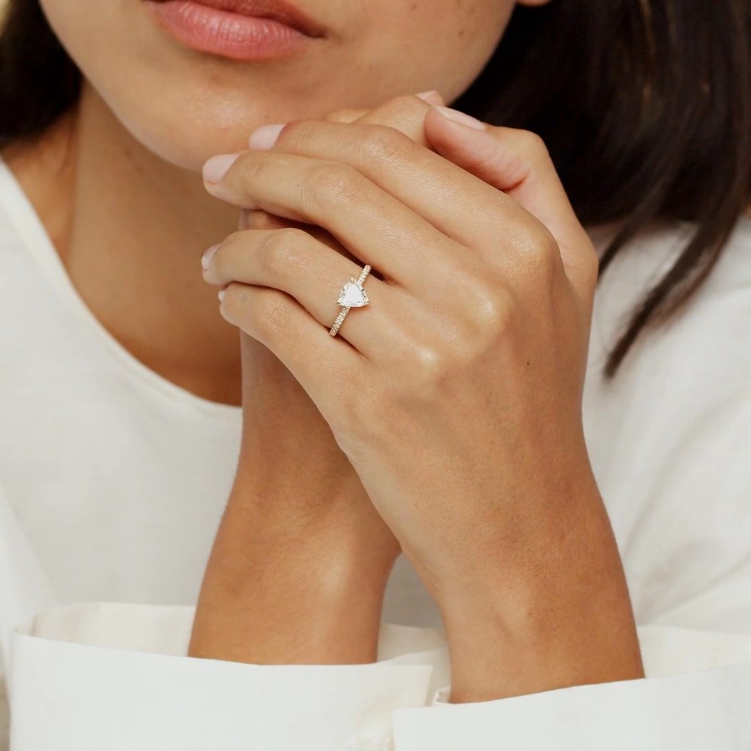 The Signature | Trillion | 14k | Rose Gold | bandAccent: Pavé | bandWidth: standard | hiddenHalo: no | diamondOrientation: vertical | caratWeight: other