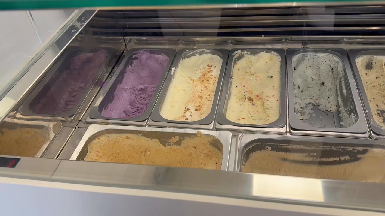 Sundae Scoop - Dipping Cooler - Ice Cream & Frozen Yogurt Near Me - Virginia Beach, Virginia