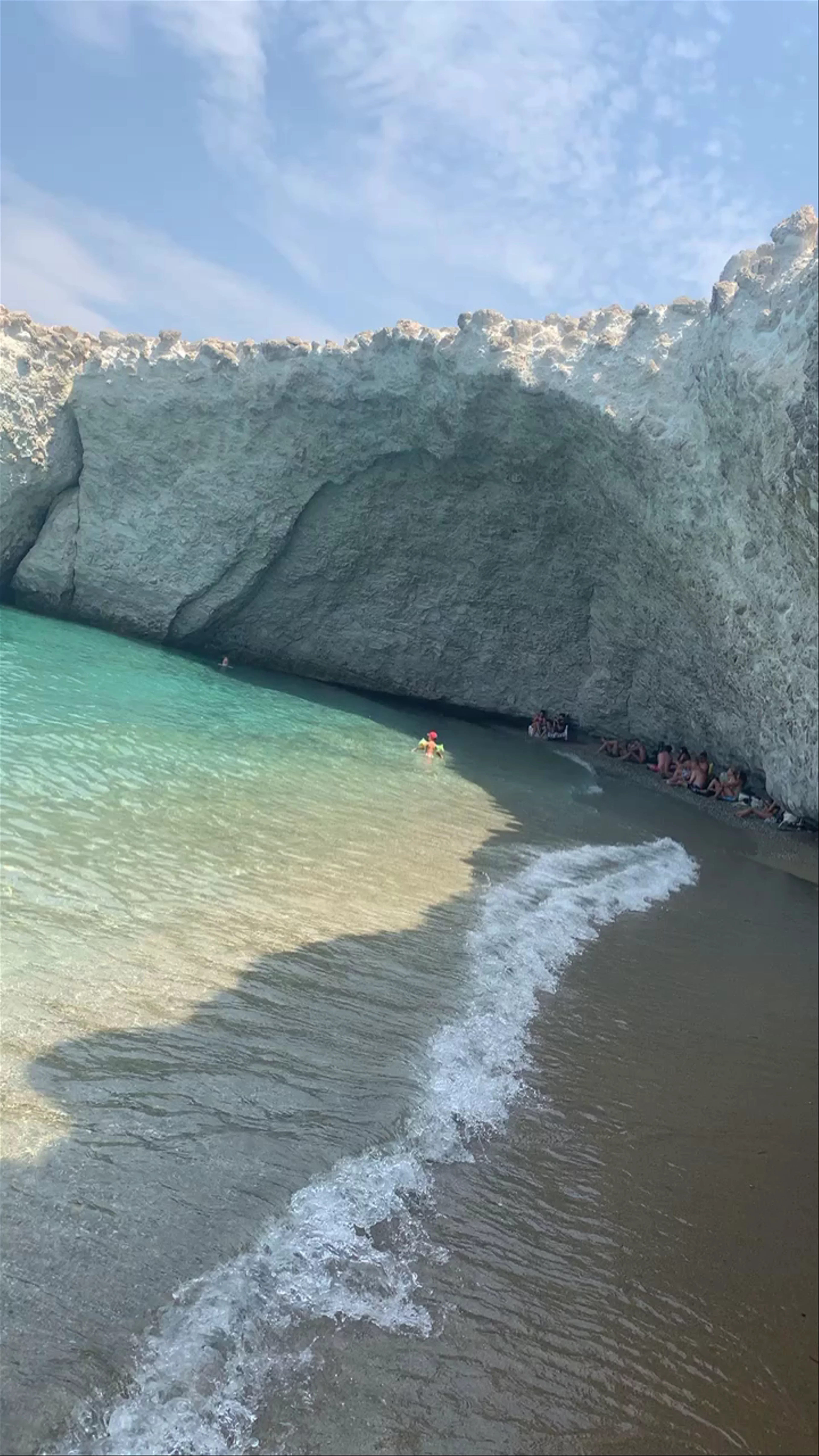 Alogomandra Beach