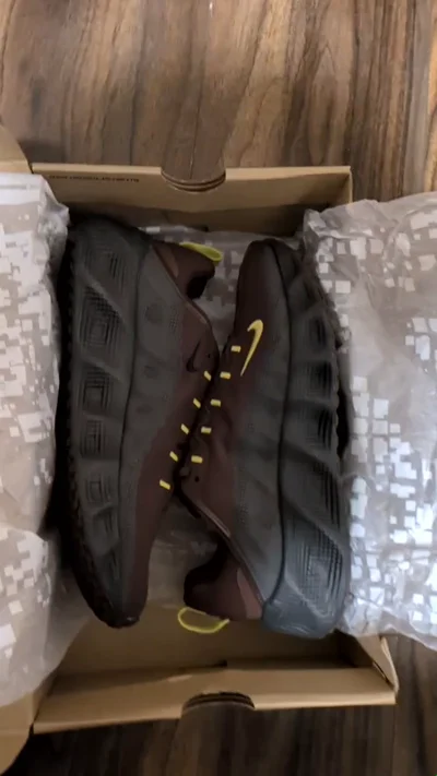 Nike Air River Runner