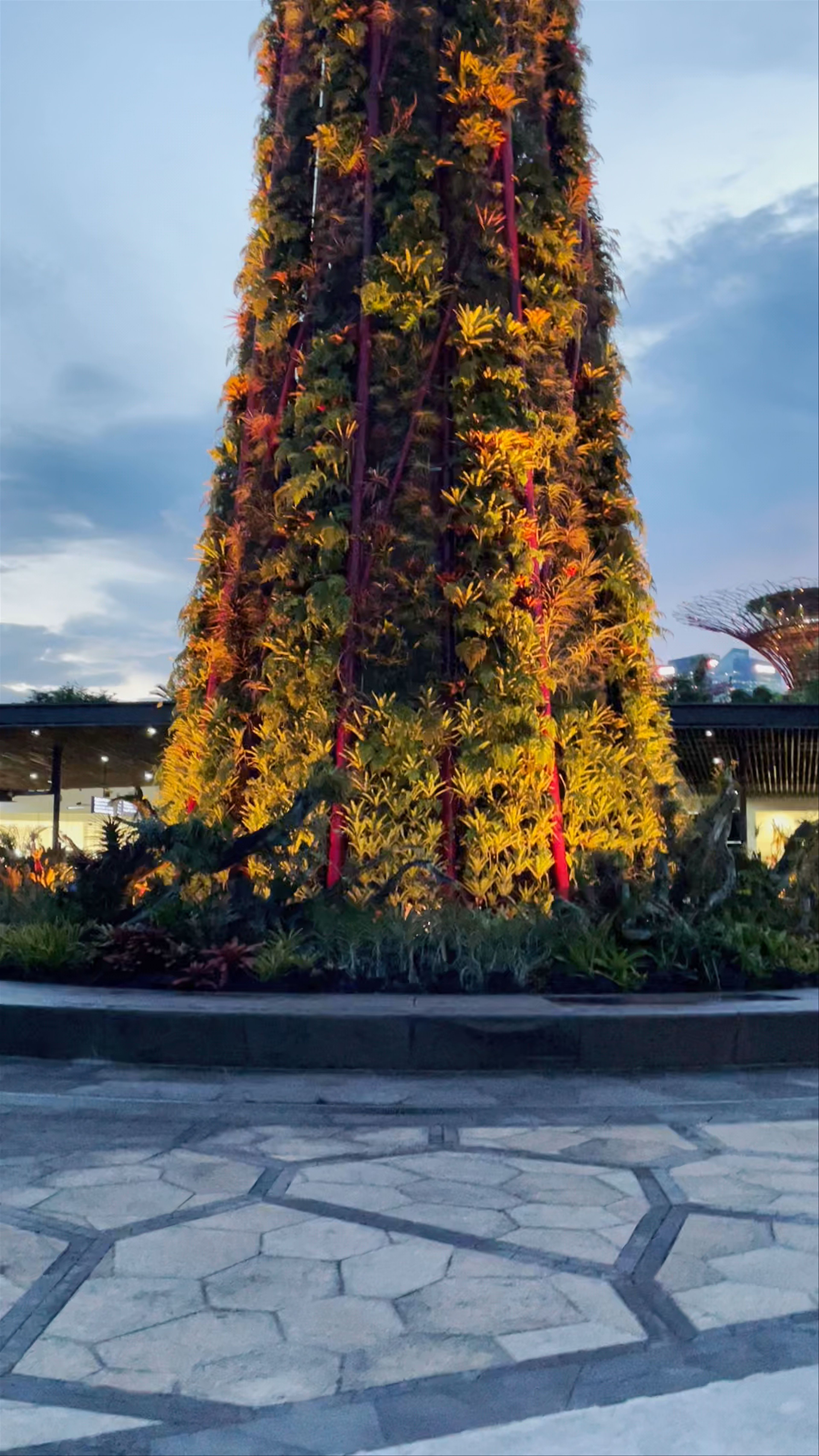 Marina Gardens Drive