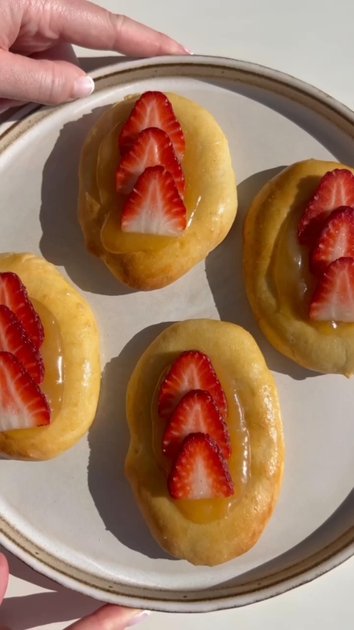 Lemon and Strawberry Brioche | alicelovesbreakfast