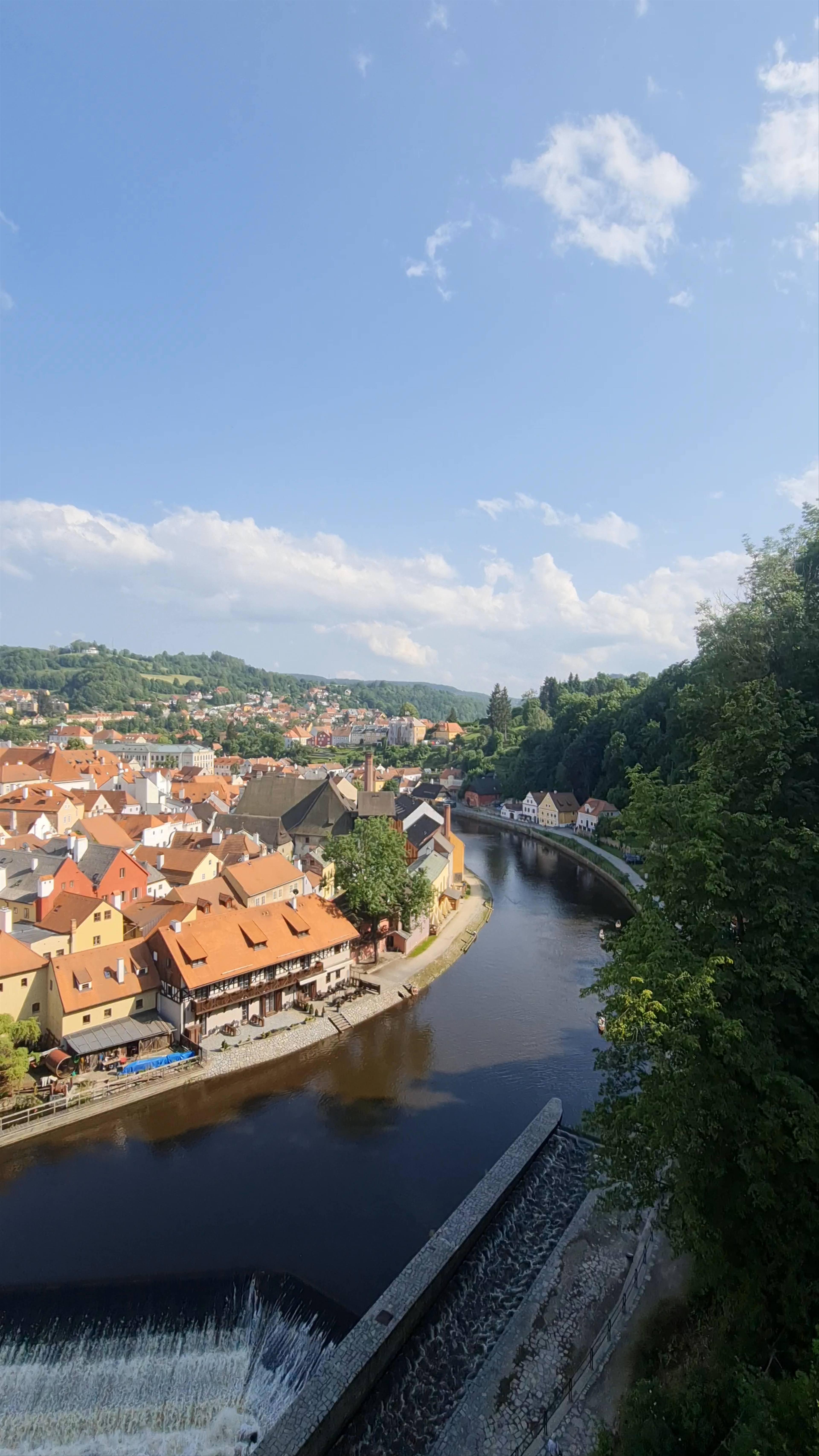 Český Krumlov Castle: A Scenic Jewel in Czechia