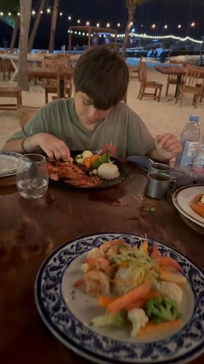 Flamingos Seafood Kitchen - Seafood Near Me - Cancún, ROO