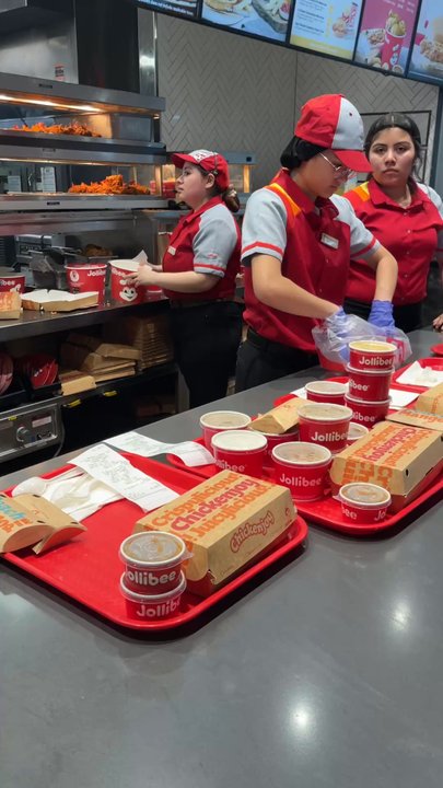 Jollibee - Chicken Shop Near Me - Plano, Texas