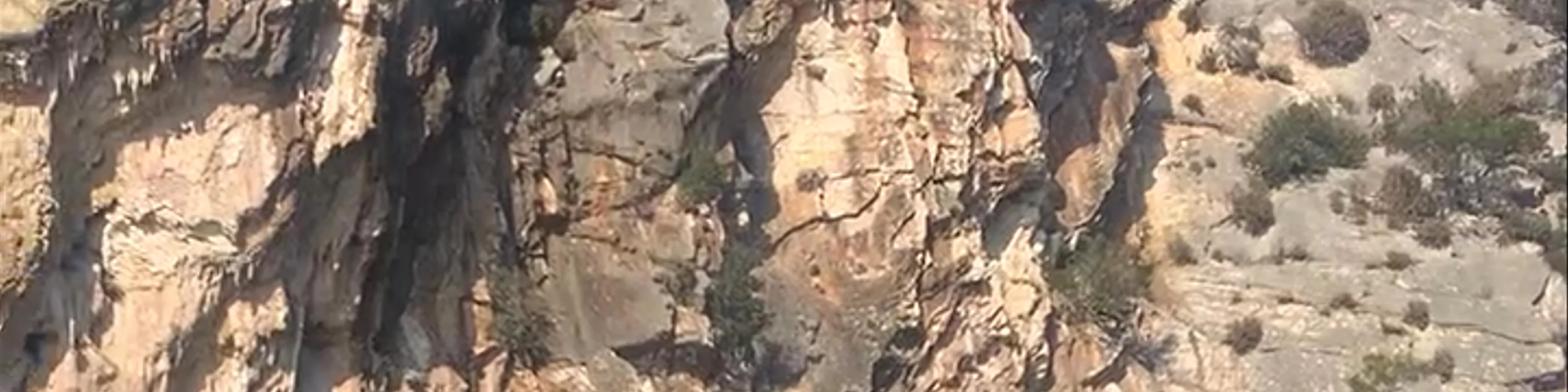 Papanikolis Cave