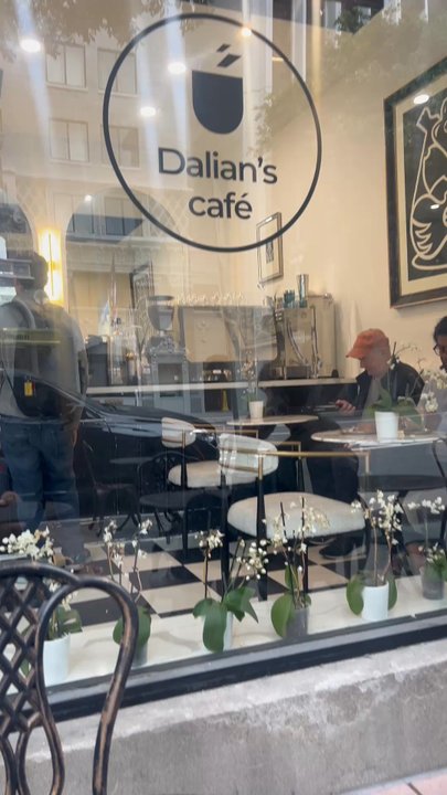 Dalian's Cafe - Cafes Near Me - Los Angeles, California