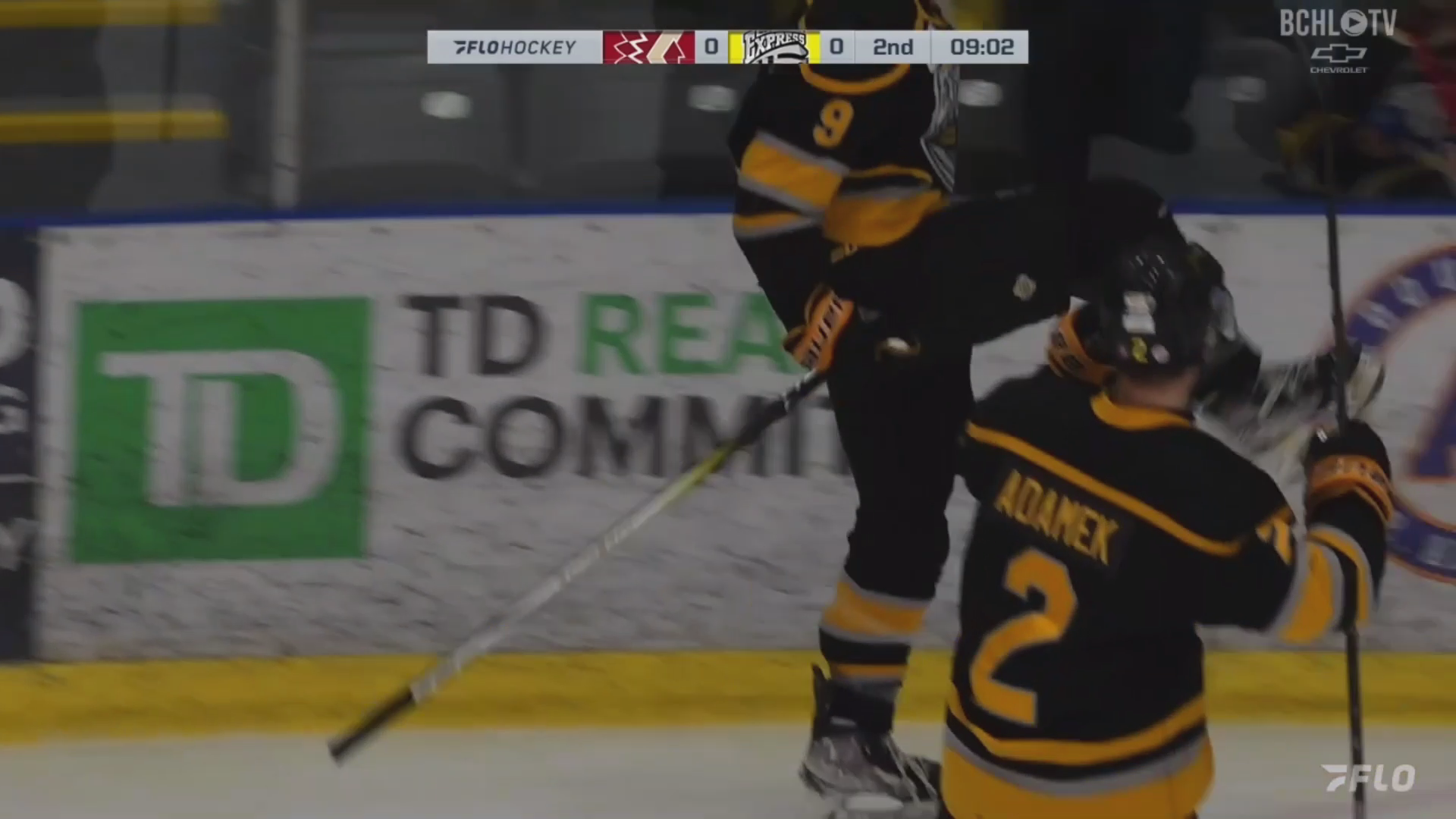 Joseph Odyniec's Spectacular Short-Handed Goal | Express Highlights