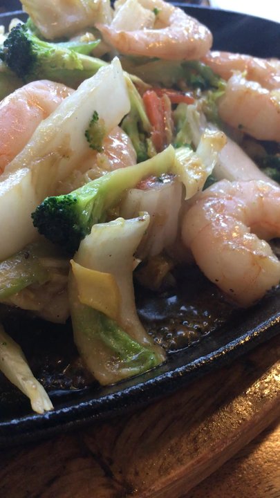 Pho Hoang - "Sizzling platter"  I'm not dropping, you're drooling - Vietnamese Near Me - Winnipeg, Manitoba