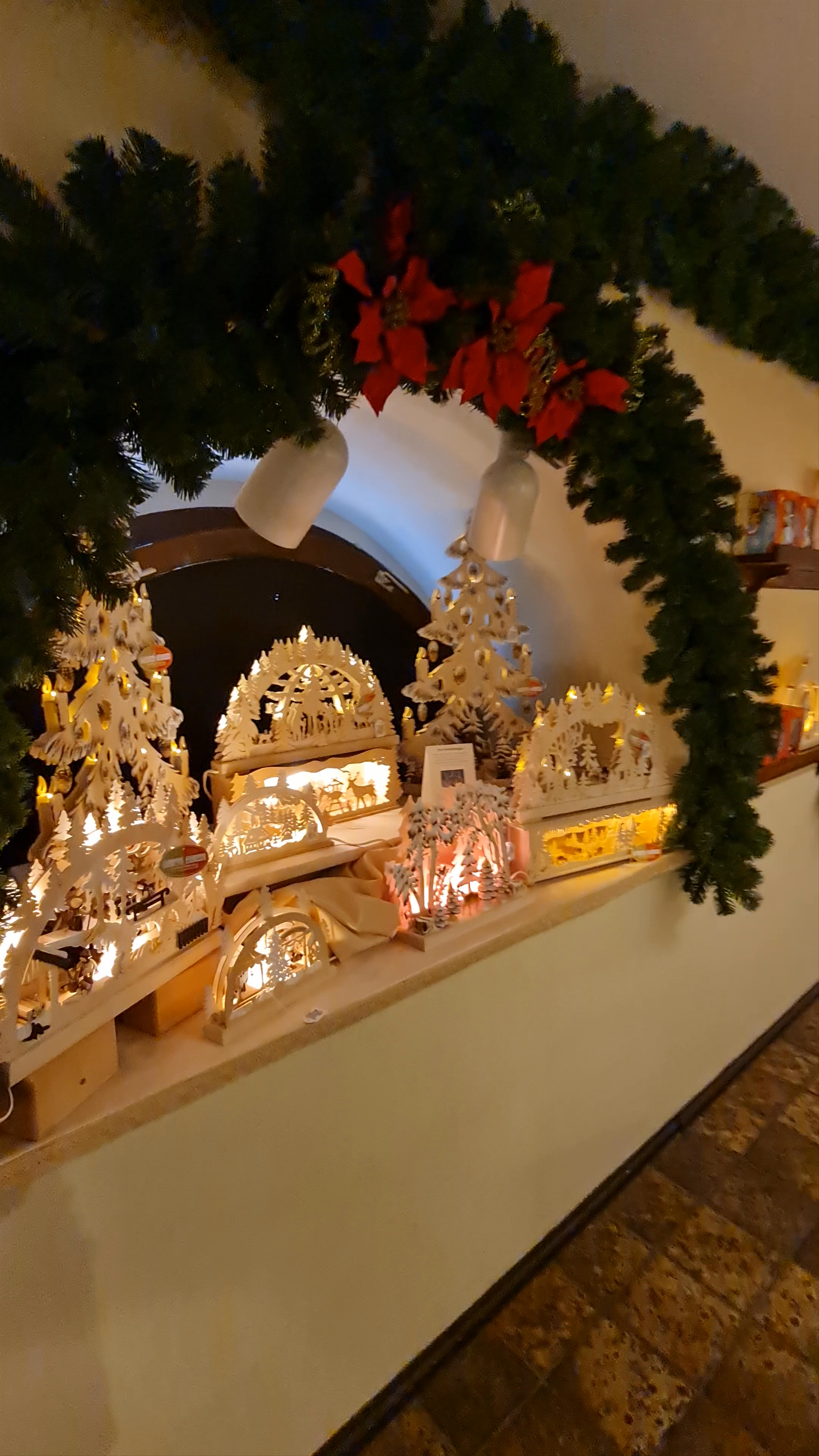 Käthe Wohlfahrt Weihnachtsdorf: Magical Christmas Craftsmanship in Rothenburg ob der Tauber