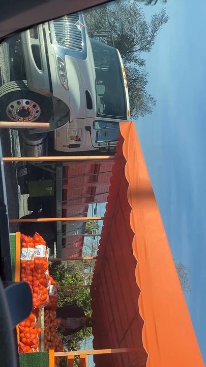 Gless Ranch Fresh Citrus - Fruits & Veggies Near Me - Riverside, California