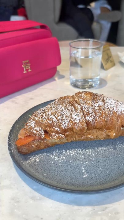 Cafe N One - Desserts Near Me - North York, Ontario