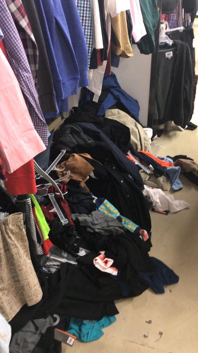 Old Navy - The entire store is this bad - Men's Clothing Near Me - San Leandro, California