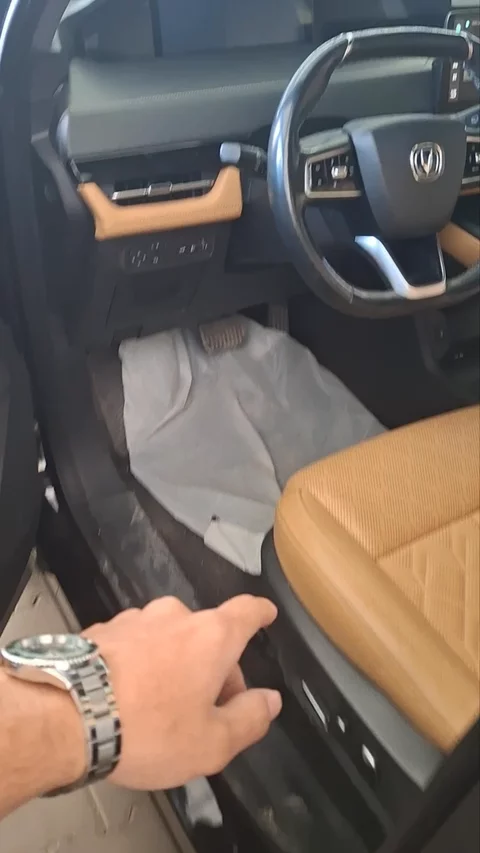 شانجان يوني كي Elite 2023