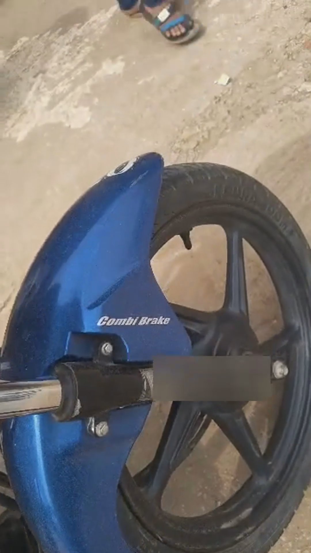 Walk-around video thumbnail