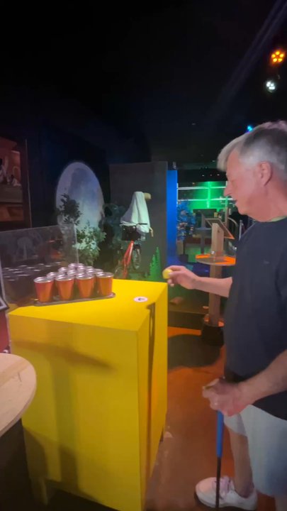 Par-Tee Putt - Mini Golf Near Me - Toronto, Ontario
