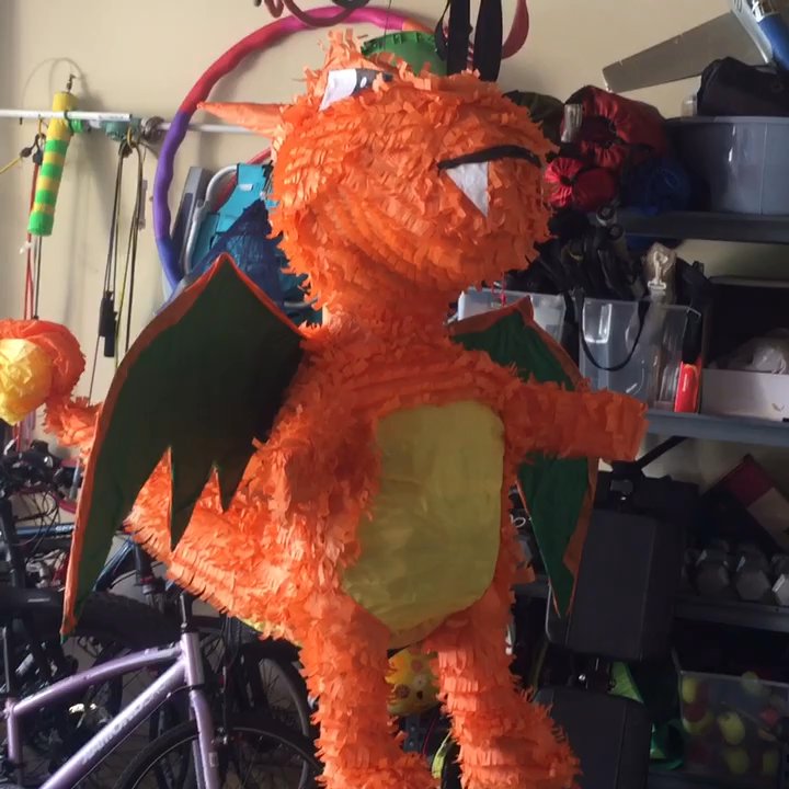 Pinata Los Ninos - Charizard can yada short video - Party Supplies Near Me - Lawndale, California