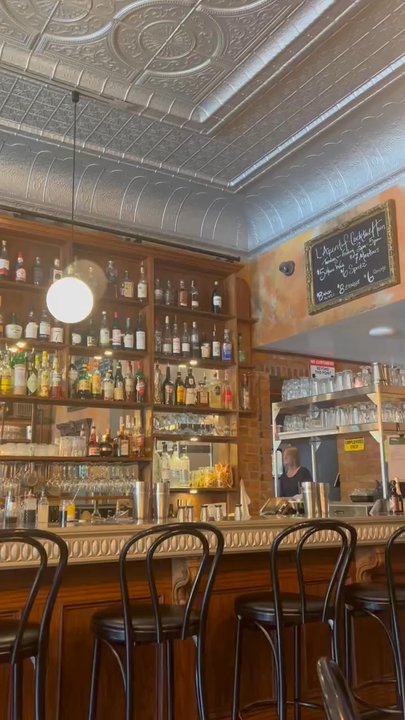 Victoria's - French Near Me - Oxford, Michigan